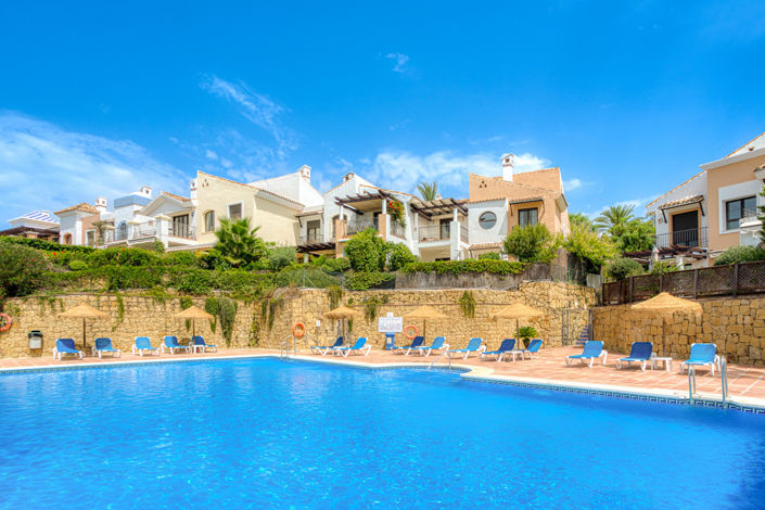 Image No.2-4 Bed Townhouse for sale