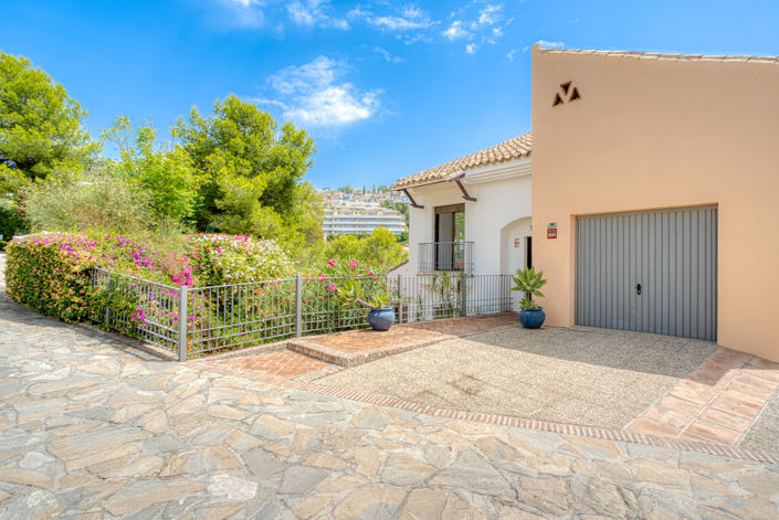 Image No.4-4 Bed Townhouse for sale