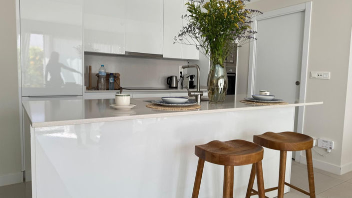 Image No.8-3 Bed Apartment for sale