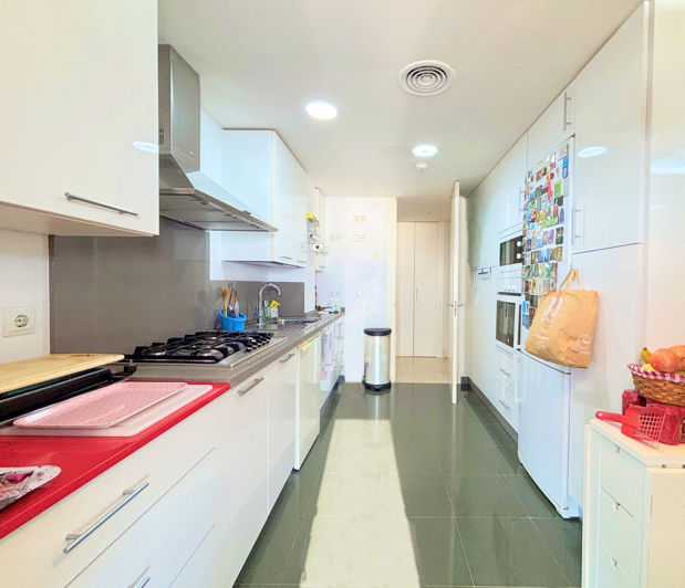 Image No.13-3 Bed Penthouse for sale