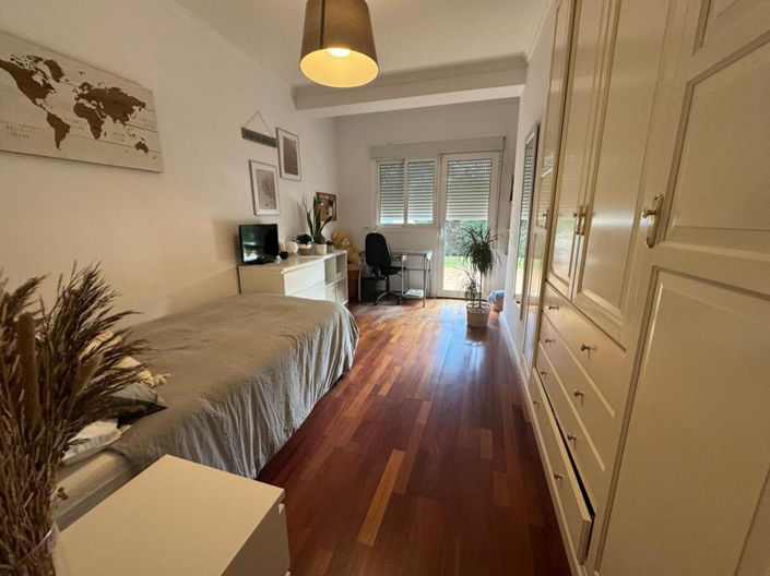 Image No.11-4 Bed Townhouse for sale