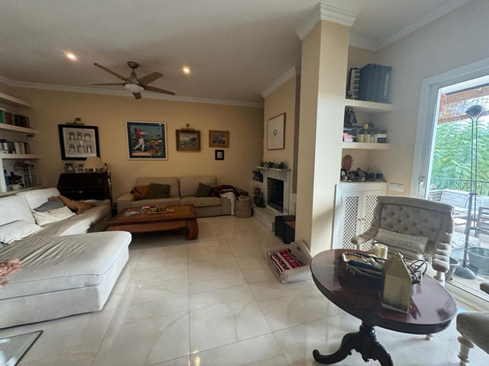 Image No.8-4 Bed Townhouse for sale