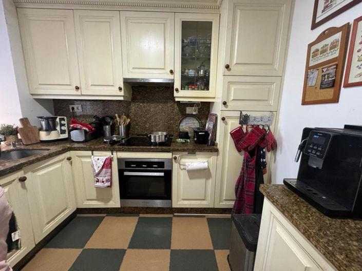 Image No.9-4 Bed Townhouse for sale