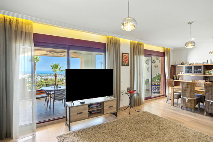 Image No.11-3 Bed Townhouse for sale