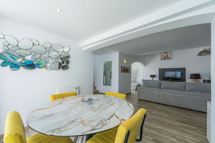 Image No.17-3 Bed Villa for sale