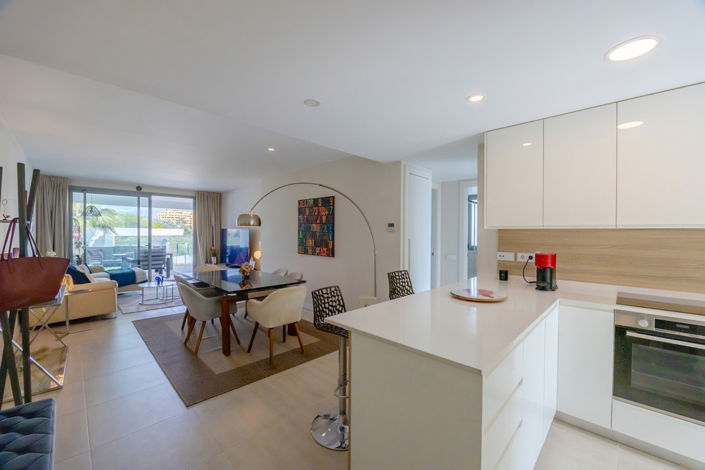 Image No.12-2 Bed Apartment for sale