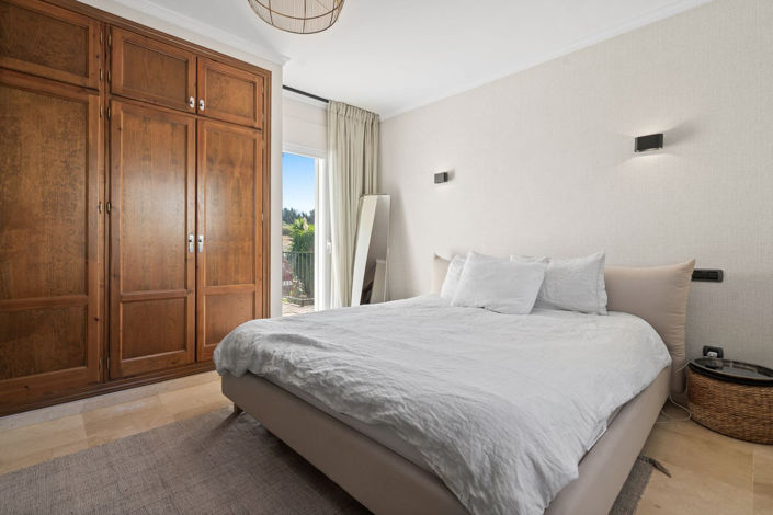 Image No.15-5 Bed Villa for sale