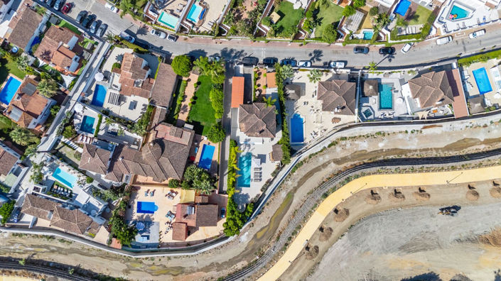 Image No.3-5 Bed Villa for sale