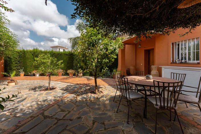 Image No.10-3 Bed Villa for sale