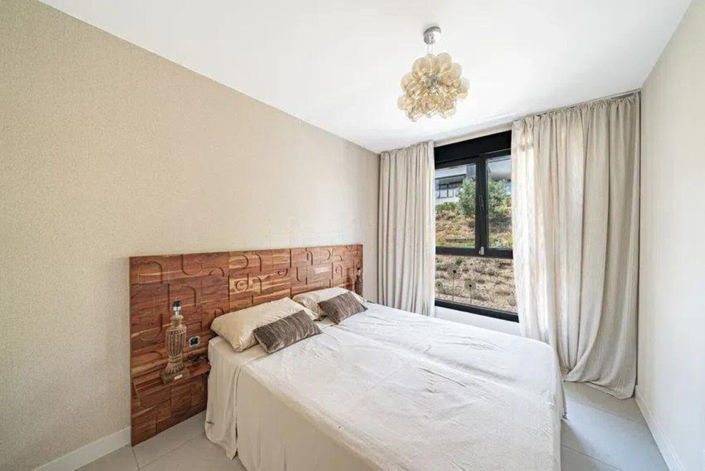 Image No.15-3 Bed Apartment for sale