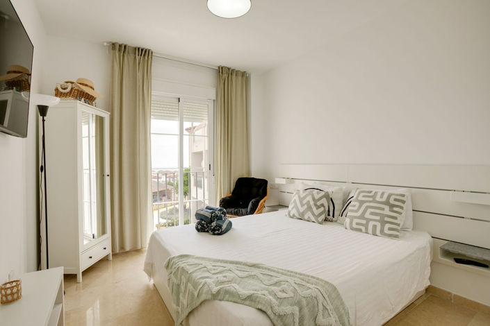 Image No.7-3 Bed Apartment for sale