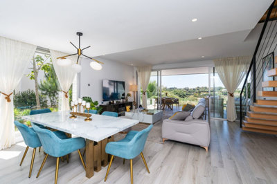 8o8g8507ad610-bb915d1cb19341576dcdc994b81ab9c