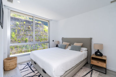 pjqv4hnjohg16-ec67b526875bf0124b6ce4328a75443