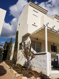 4 Bed Townhouse for sale