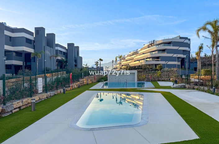 Image No.1-3 Bed Apartment for sale