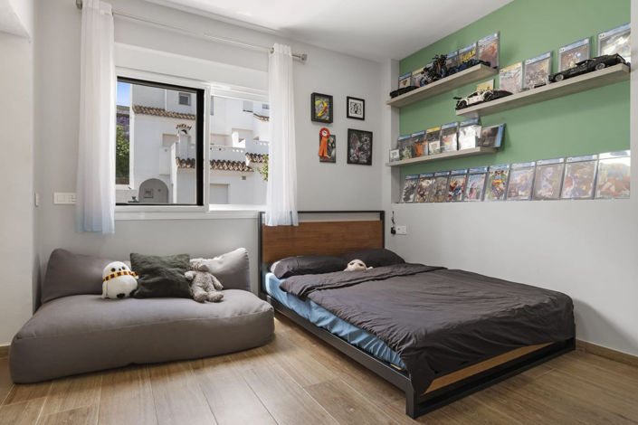 Image No.9-4 Bed Townhouse for sale