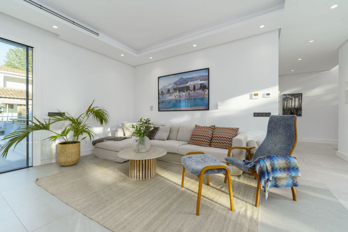 Image No.5-6 Bed Villa for sale