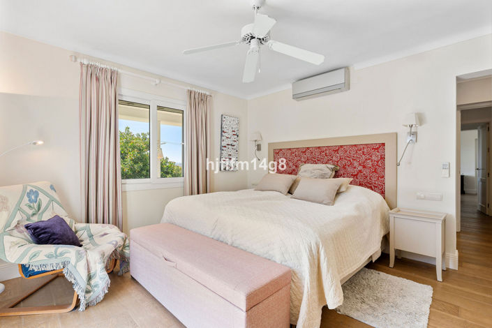 Image No.13-4 Bed Villa for sale