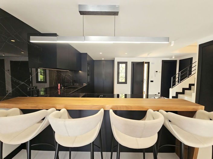 Image No.8-3 Bed Townhouse for sale