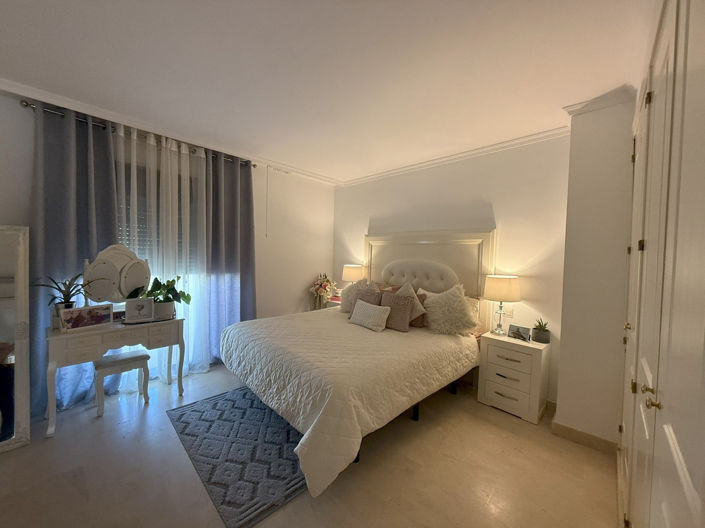 Image No.9-4 Bed Townhouse for sale