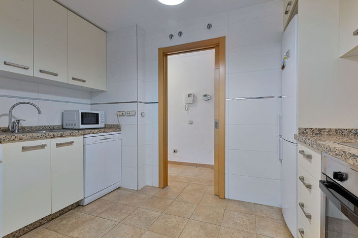 Image No.10-2 Bed Apartment for sale