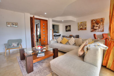 ei8yd2c0m6-241328e1bcc9c0d8ce1222beb6c967a8