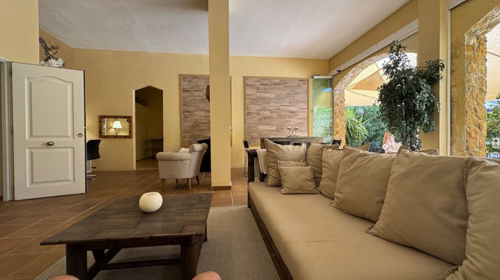 Image No.7-4 Bed Townhouse for sale