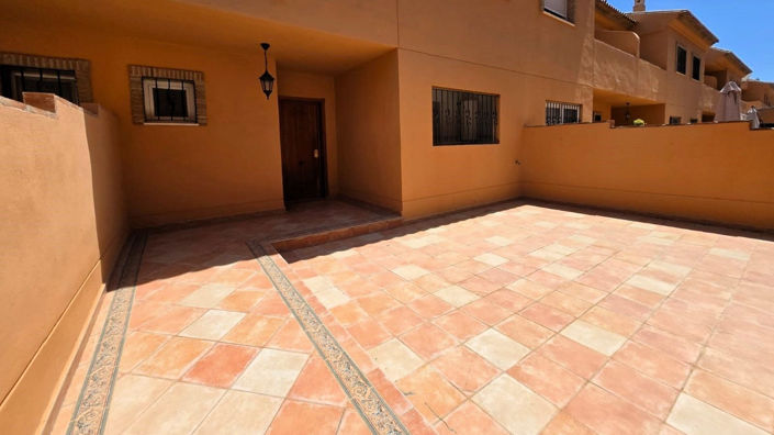 Image No.3-4 Bed Townhouse for sale