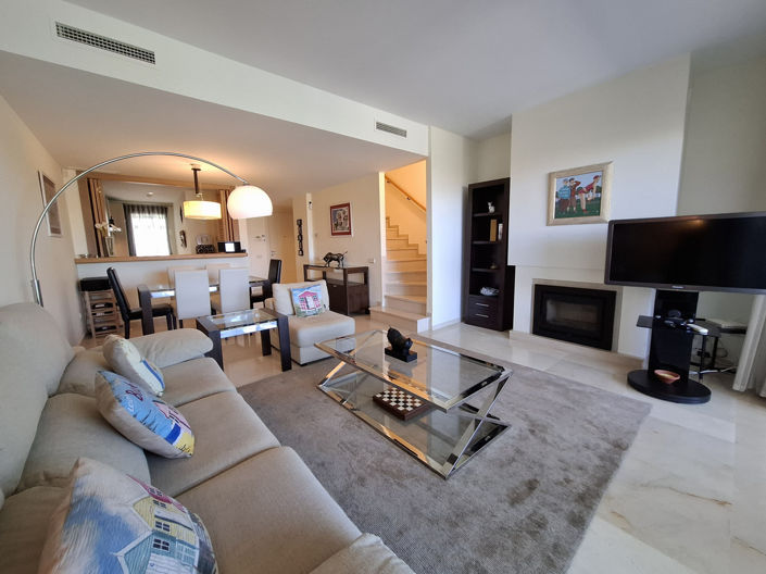 Image No.4-3 Bed Townhouse for sale