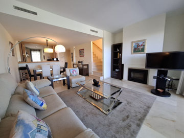 fxp6fblqwbm2-5bd7b9d04b45e33852eaf0ec6670150d