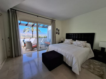 9ovc2dbwjcj4-c23c0f86247804fa50226aecd8b0b2c8