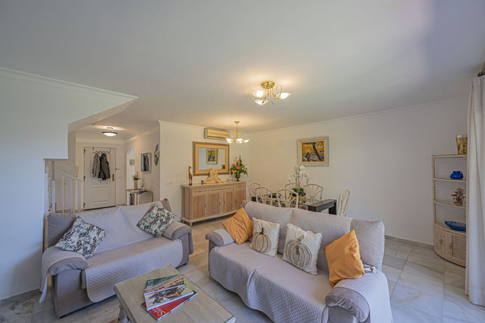 Image No.4-3 Bed Townhouse for sale