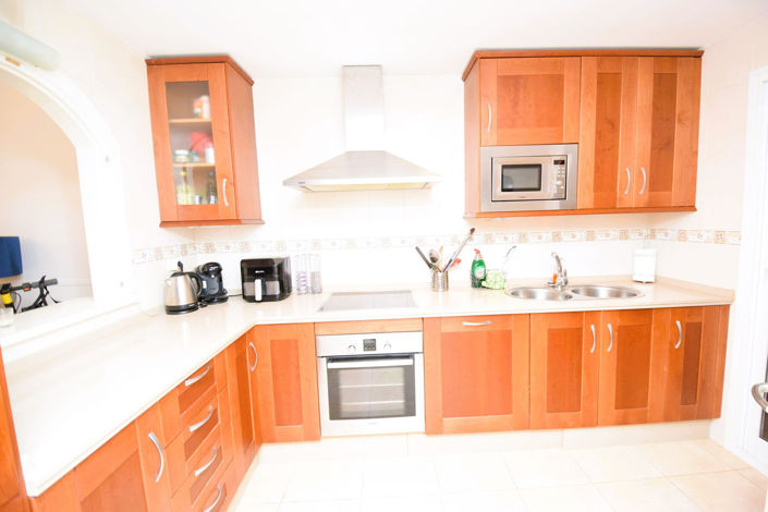 Image No.8-2 Bed Apartment for sale