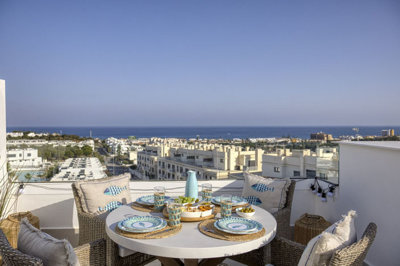 uc8v5wr4i2n1-7980e48d732b6fc85c14b43b94d2aa54