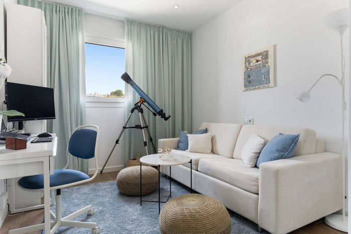 Image No.8-3 Bed Townhouse for sale