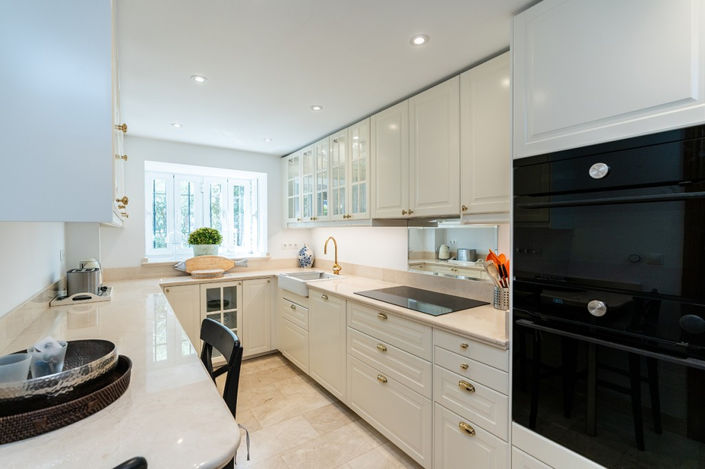 Image No.8-3 Bed Townhouse for sale