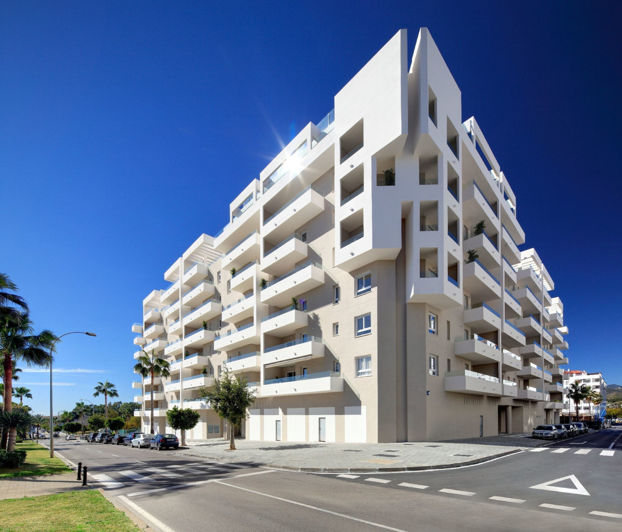 Image No.3-3 Bed Apartment for sale