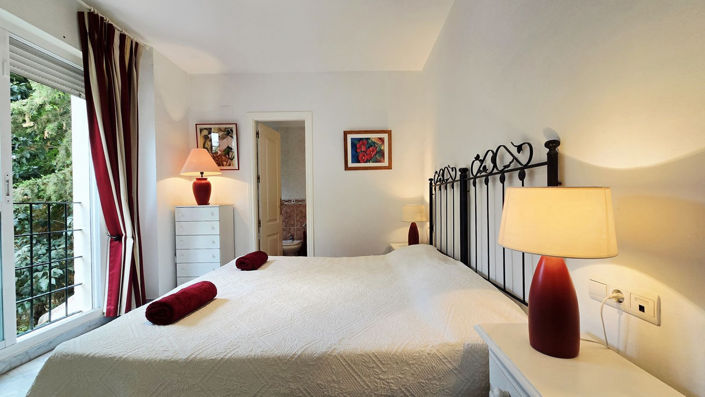 Image No.9-2 Bed Apartment for sale