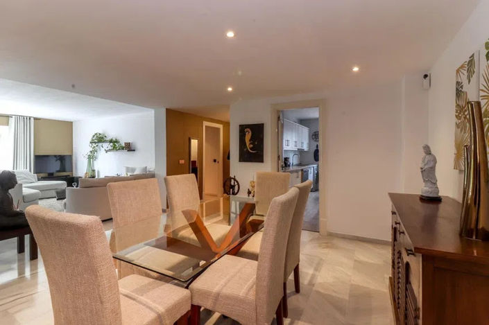 Image No.8-3 Bed Apartment for sale