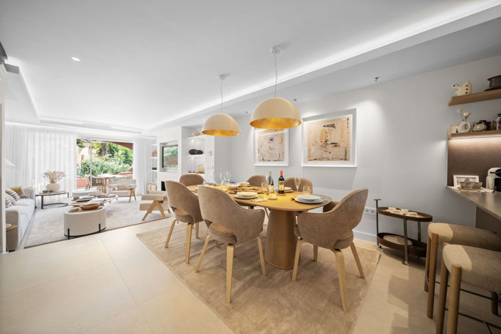 Image No.12-3 Bed Townhouse for sale