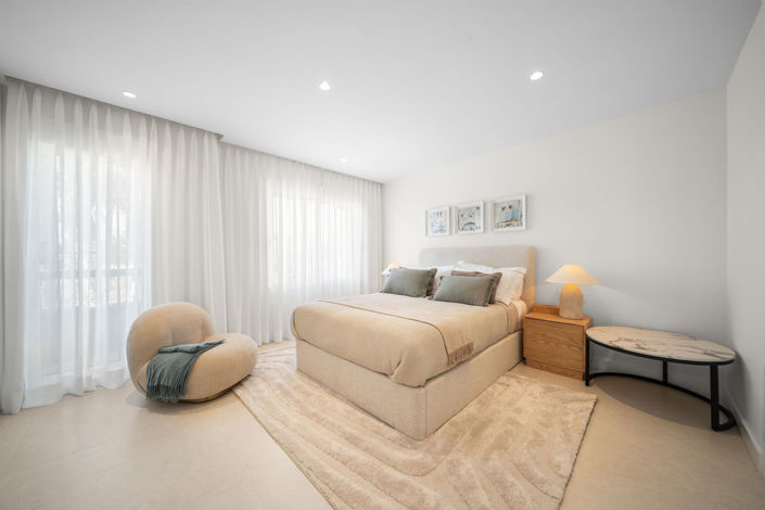 Image No.21-3 Bed Townhouse for sale