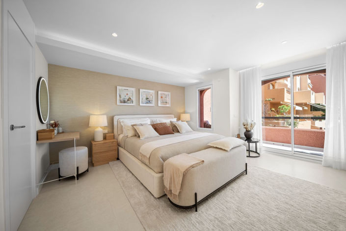 Image No.25-3 Bed Townhouse for sale