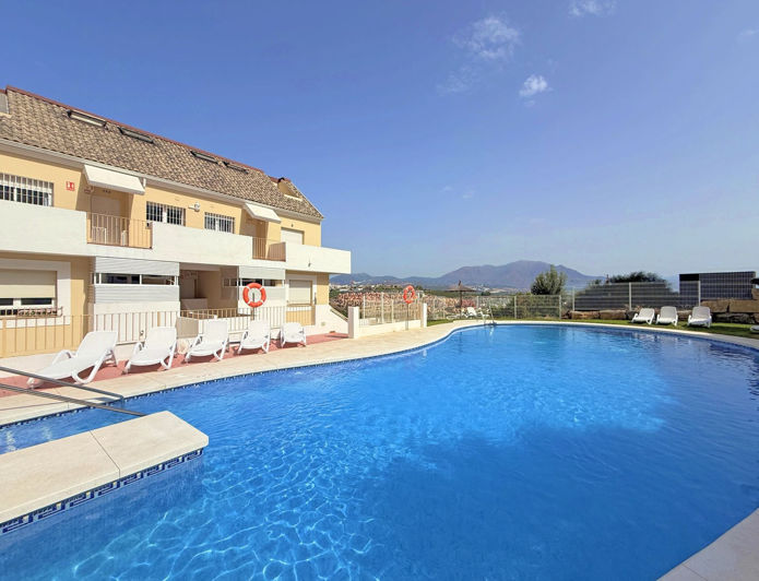 Image No.4-2 Bed Apartment for sale