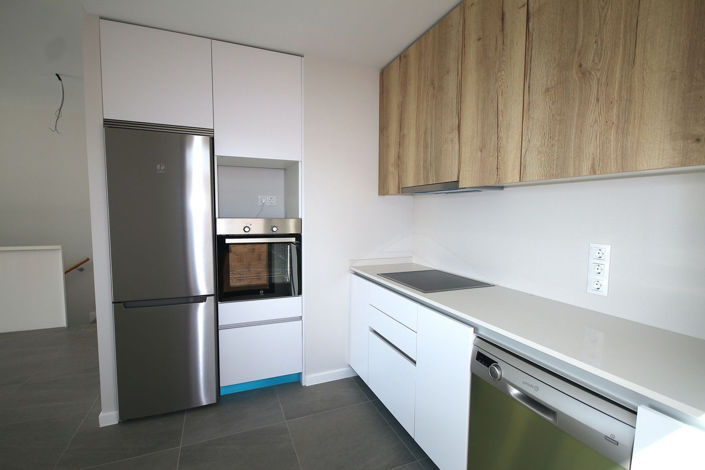 Image No.4-3 Bed Townhouse for sale