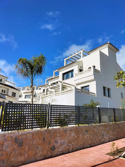 Image No.2-3 Bed Townhouse for sale