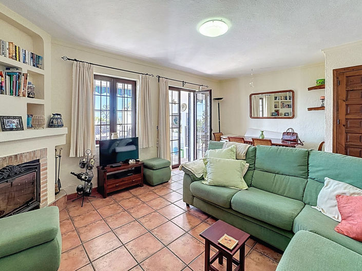 Image No.5-3 Bed Townhouse for sale