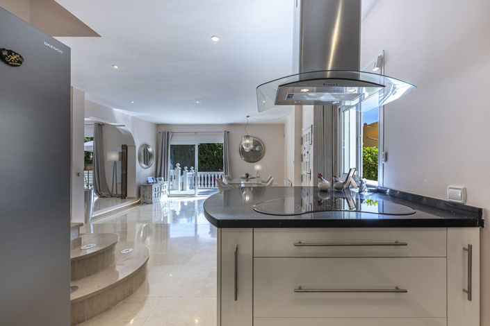 Image No.11-4 Bed Villa for sale