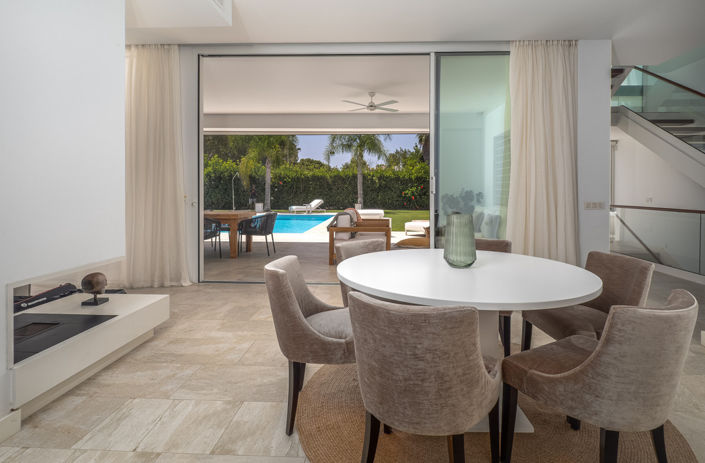 Image No.10-4 Bed Villa for sale