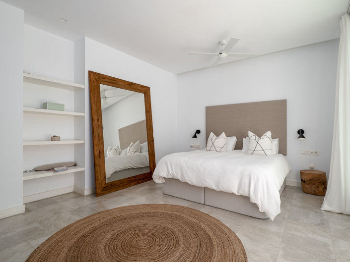 Image No.14-4 Bed Villa for sale