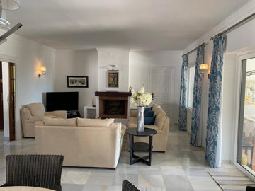 ul3gk5aw6tc4-c23c0f86247804fa50226aecd8b0b2c8